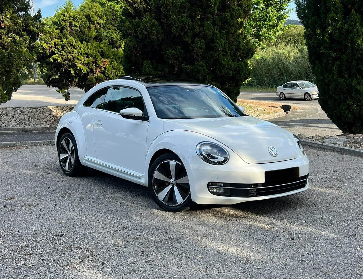 VOLKSWAGEN BEETLE